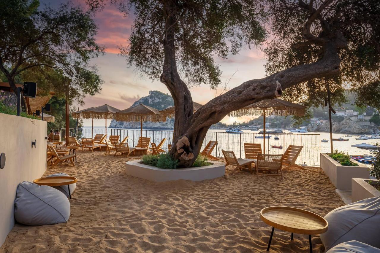 Akrotiri Beach Resort Hotel - Adult Friendly Paleokastritsa Exterior foto Beach at the Hotel