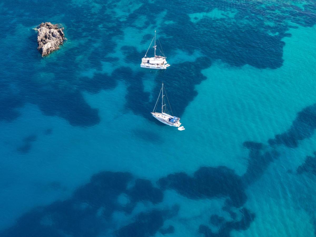 Akrotiri Beach Resort Hotel - Adult Friendly Paleokastritsa Exterior foto The bay of Cala Galdana