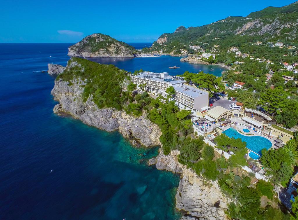 Akrotiri Beach Resort Hotel - Adult Friendly Paleokastritsa Exterior foto Aerial view of the resort