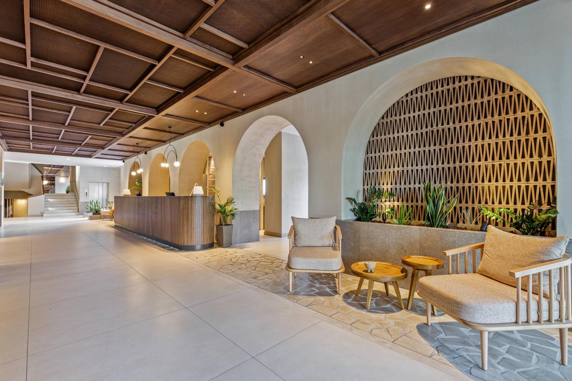 Akrotiri Beach Resort Hotel - Adult Friendly Paleokastritsa Exterior foto The lobby of the hotel