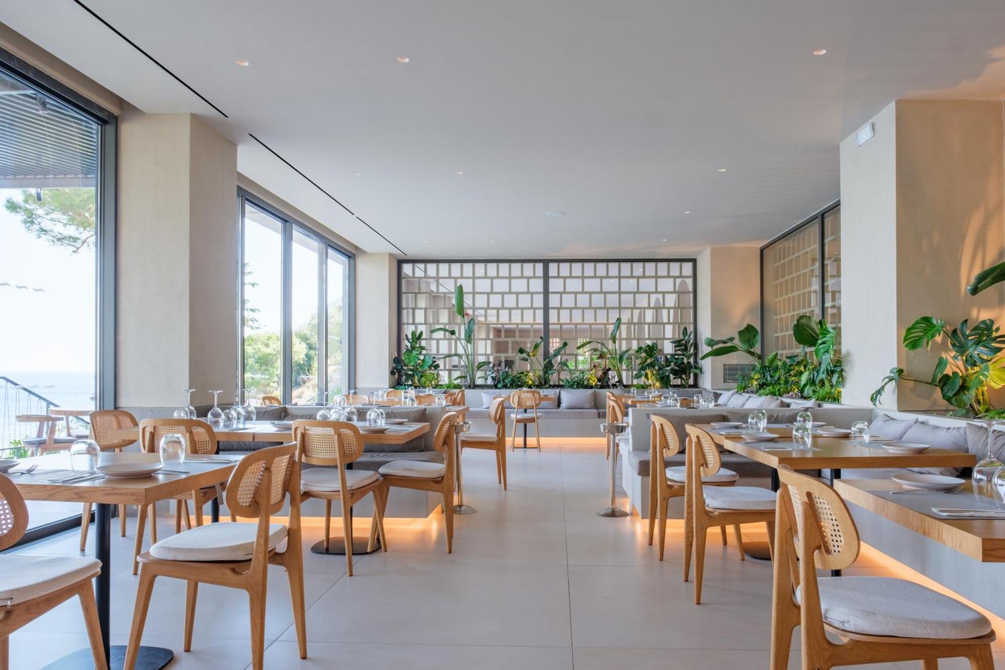 Akrotiri Beach Resort Hotel - Adult Friendly Paleokastritsa Exterior foto Restaurant